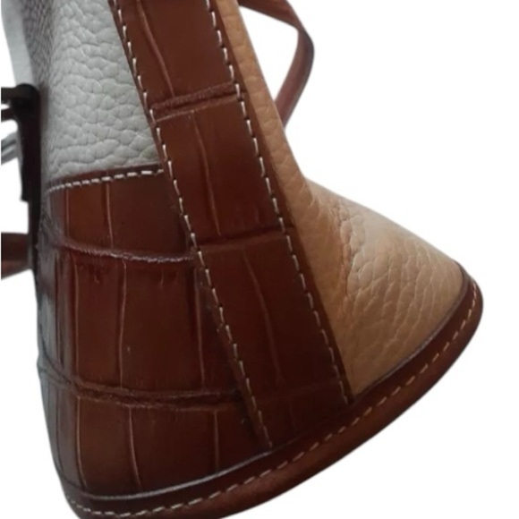 Brighton Leather Purse - Picture 5 of 10